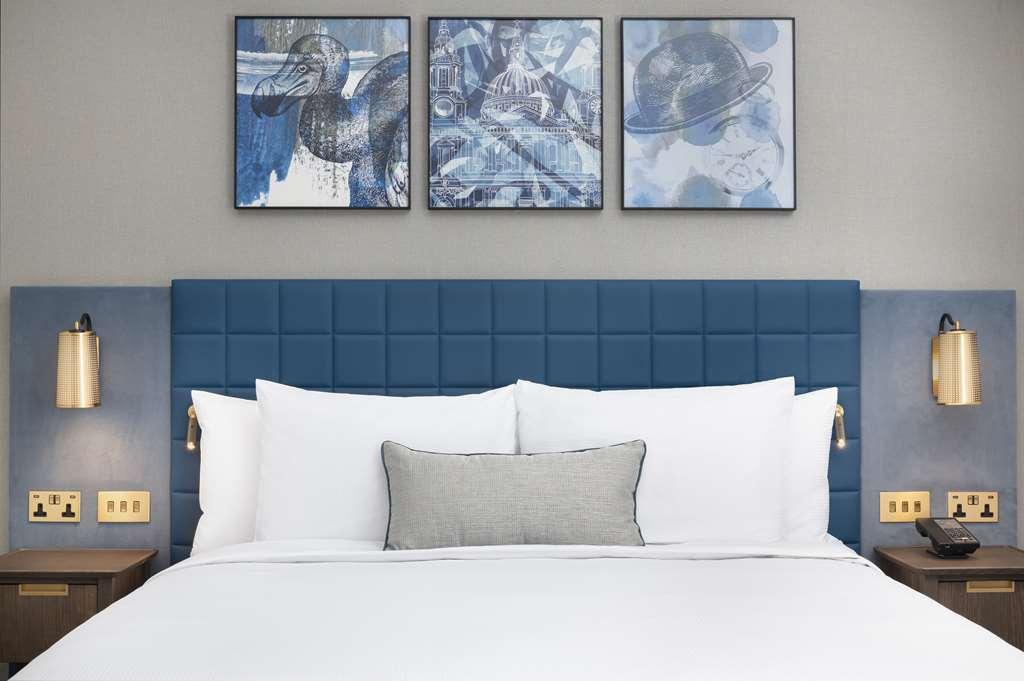 Lost Property St Pauls London, Curio Collection By Hilton Номер фото