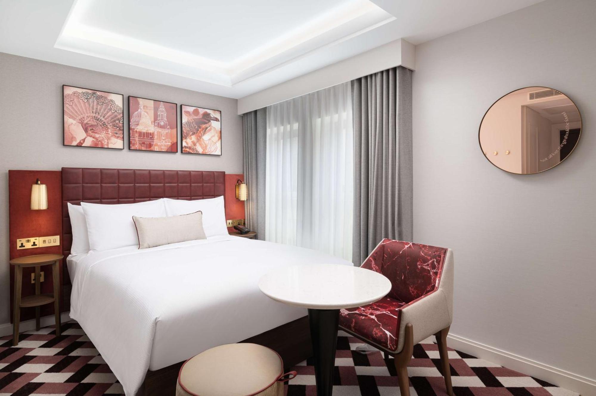 Lost Property St Pauls London, Curio Collection By Hilton Экстерьер фото