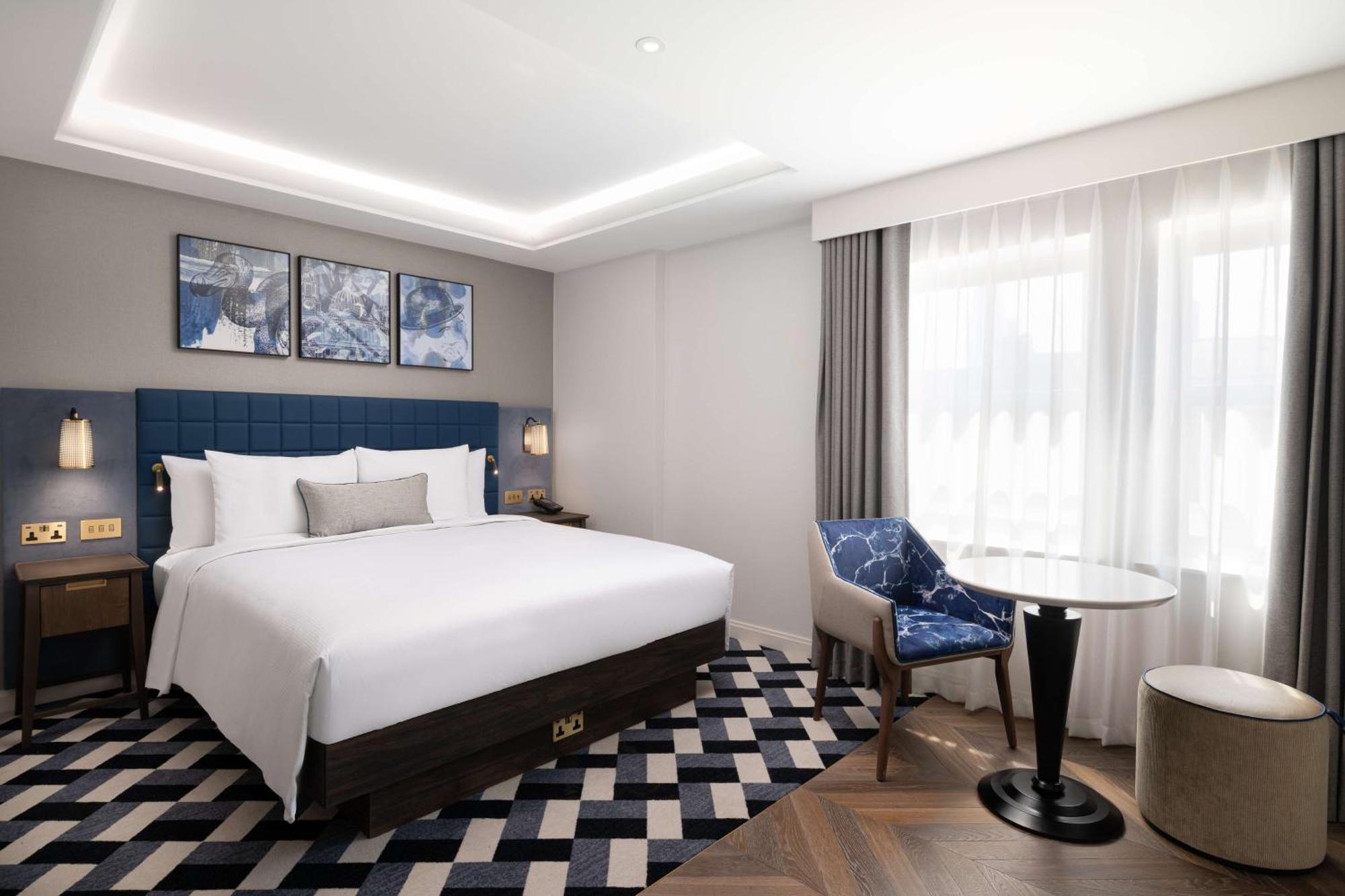Lost Property St Pauls London, Curio Collection By Hilton Экстерьер фото