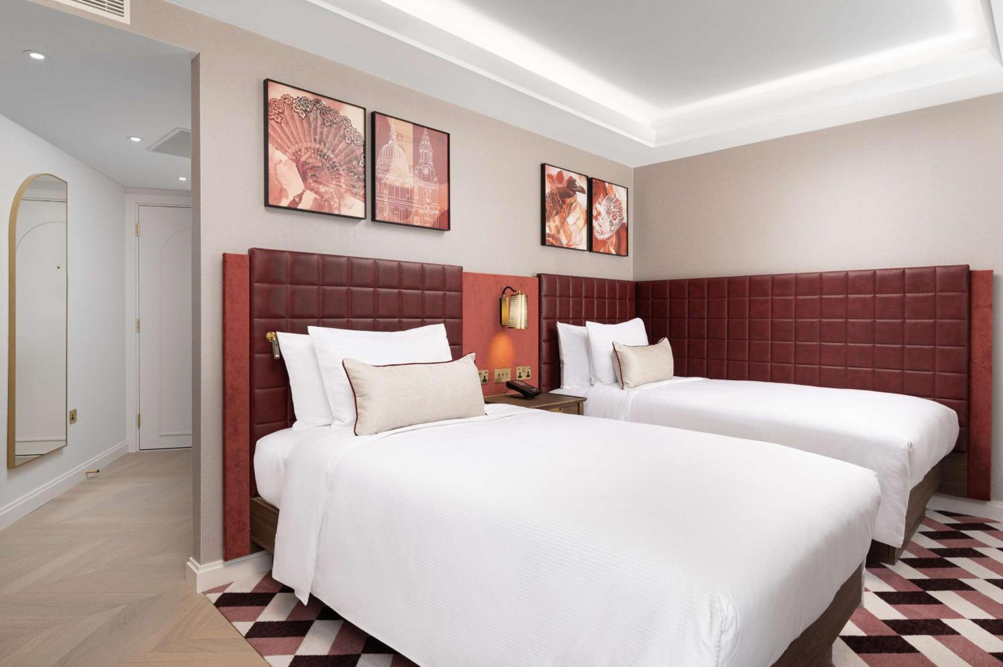 Lost Property St Pauls London, Curio Collection By Hilton Экстерьер фото